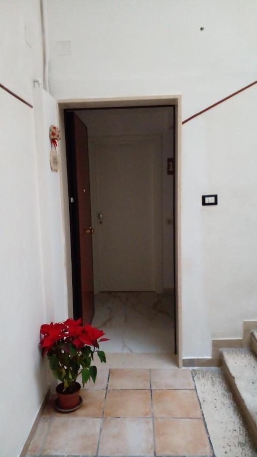 La Rosa Rossa Hotel Bari Exterior photo